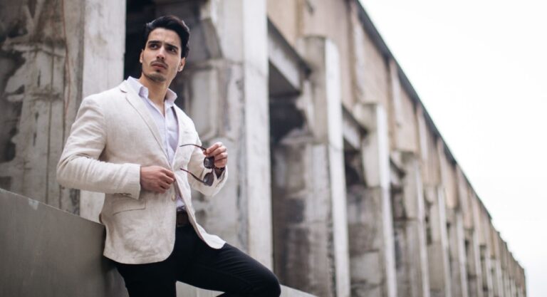 Fashion in Tokyo: Exploring Trends, Deals, and Online Shopping